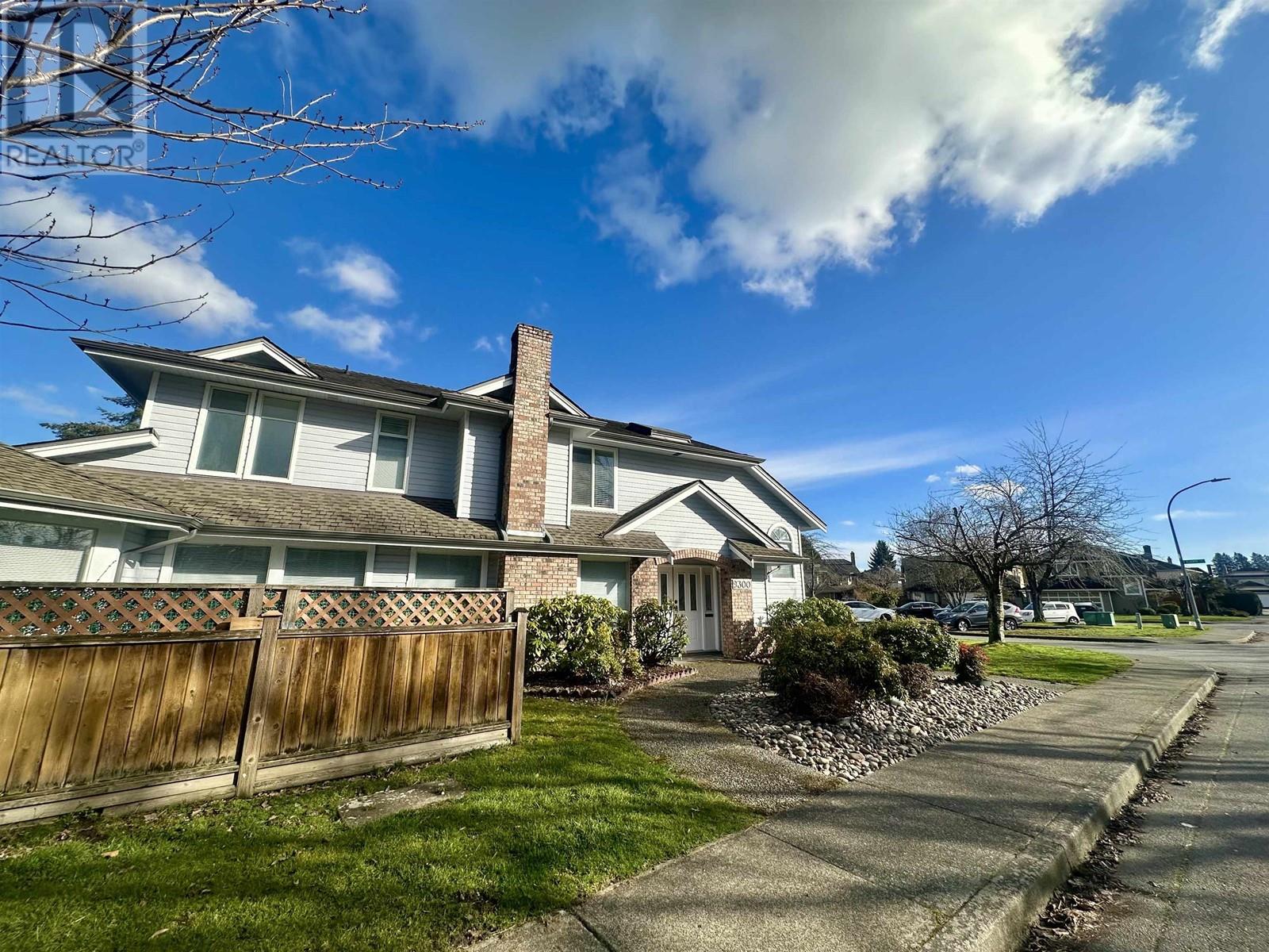 Listing Picture 2 of 34 : 9300 AUBURN DRIVE, Richmond / 烈治文 - 魯藝地產 Yvonne Lu Group - MLS Medallion Club Member