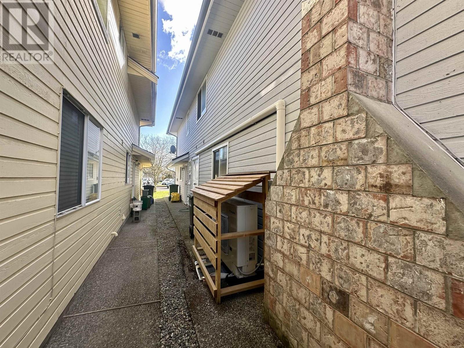 Listing Picture 30 of 34 : 9300 AUBURN DRIVE, Richmond / 烈治文 - 魯藝地產 Yvonne Lu Group - MLS Medallion Club Member