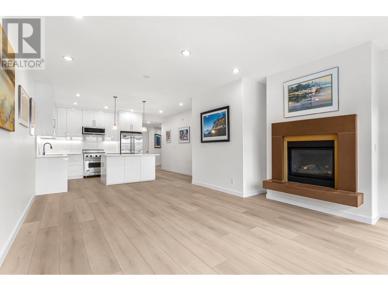 201 6688 Royal Avenue, West Vancouver, British Columbia  V7W 2B9 - Photo 15 - R2952362