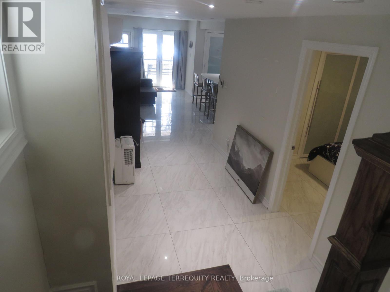 Lower - 151 Chaplin Crescent, Toronto, Ontario  M5P 1B1 - Photo 17 - C12022206