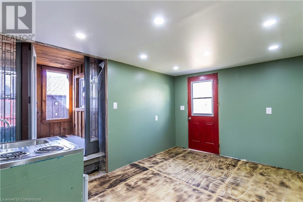 Photo 31 of 50 for 30 Erie Street