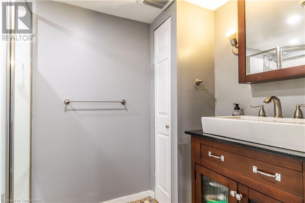 Photo 44 of 50 for 30 Erie Street