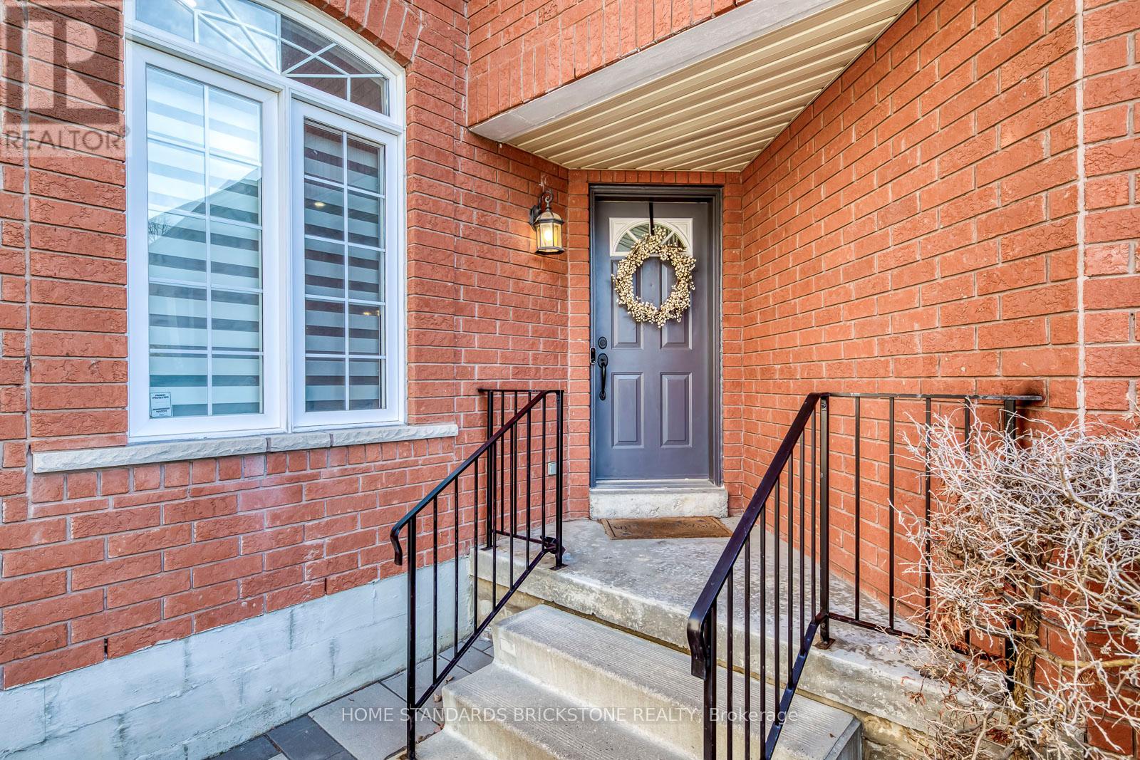 60 Desert View Crescent, Richmond Hill, Ontario  L4C 0K4 - Photo 41 - N12022227