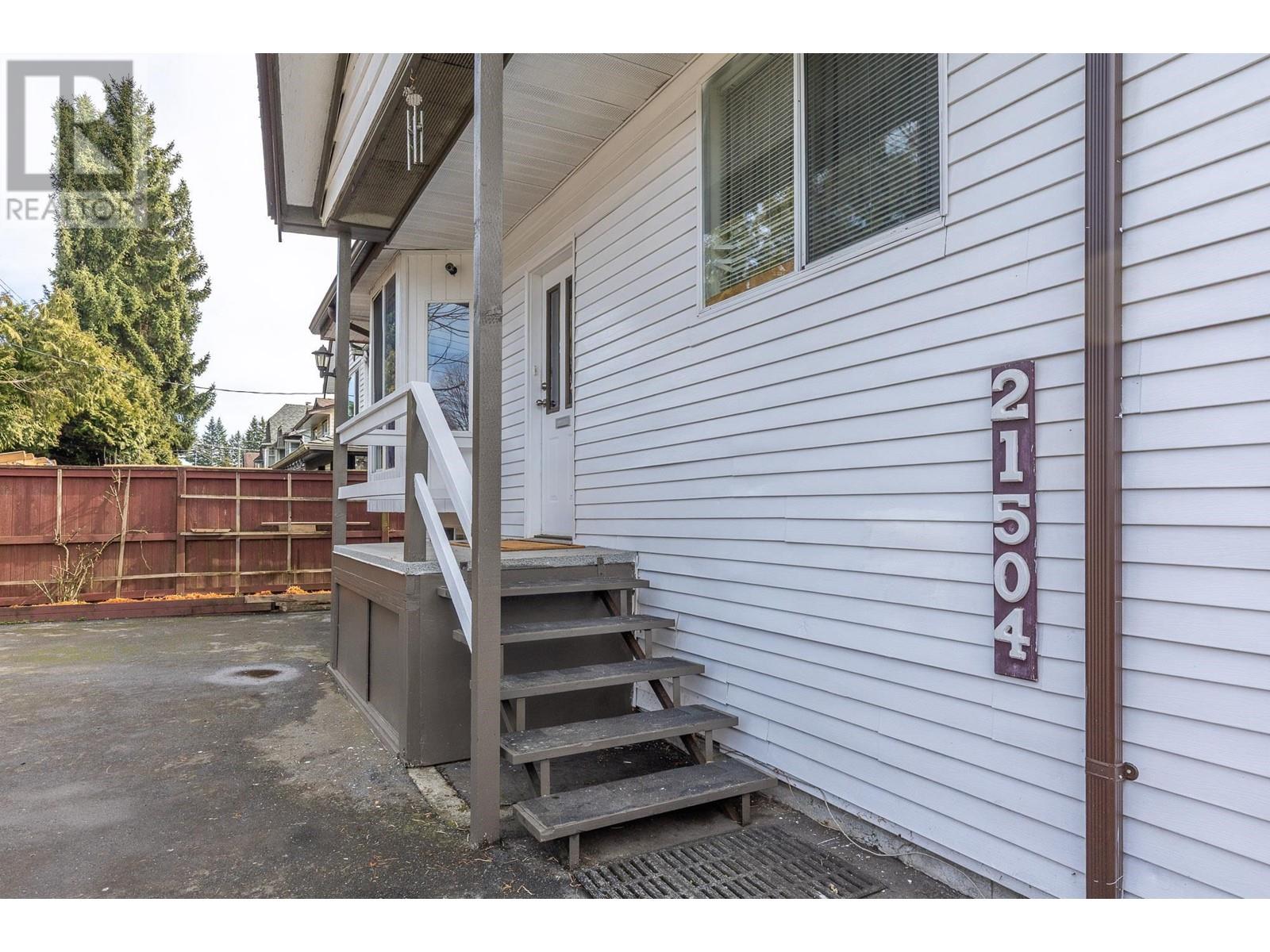 21504 Dewdney Trunk Road, Maple Ridge, British Columbia  V2X 3G4 - Photo 4 - R2977332