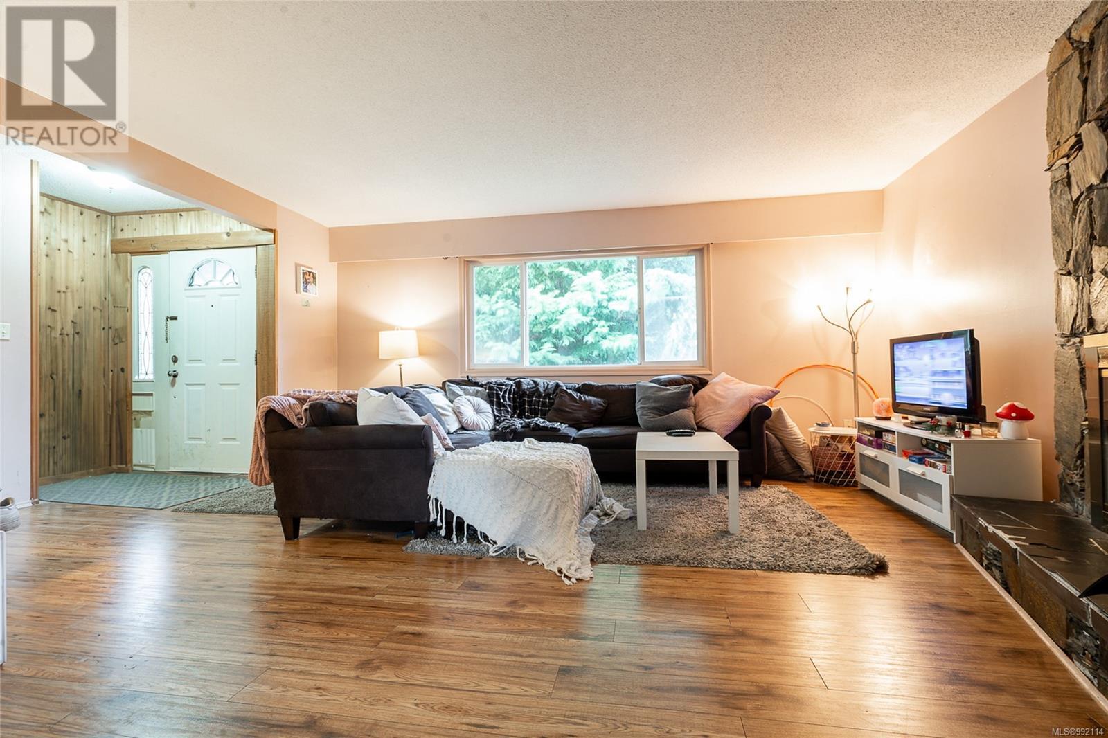 Property at 1819 Feltham Rd image 5