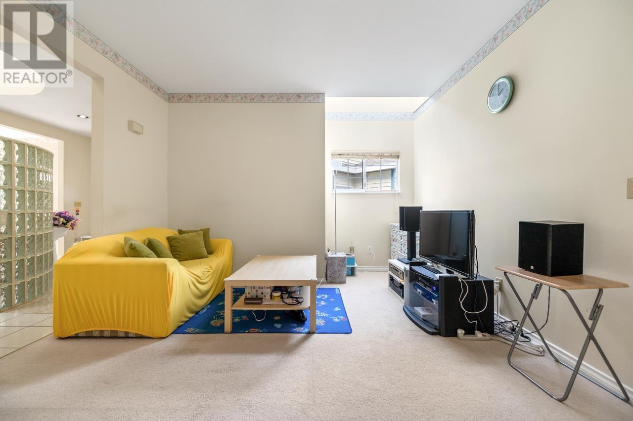 Listing Picture 12 of 18 : 24 8551 GENERAL CURRIE ROAD, Richmond / 烈治文 - 魯藝地產 Yvonne Lu Group - MLS Medallion Club Member