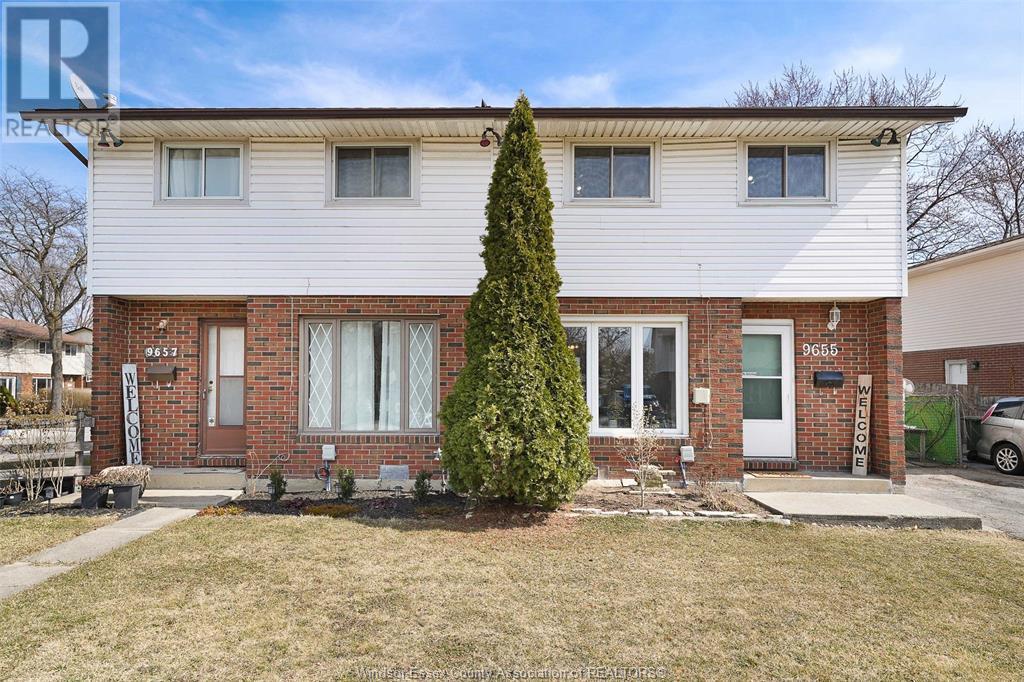 9655 Melville, Windsor, Ontario  N8R 1B4 - Photo 3 - 25005840