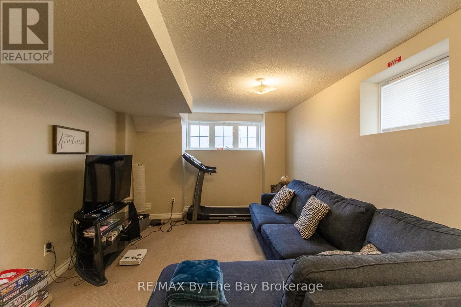 48 Rose Valley Way, Wasaga Beach, Ontario  L9Z 3C4 - Photo 19 - S12022335