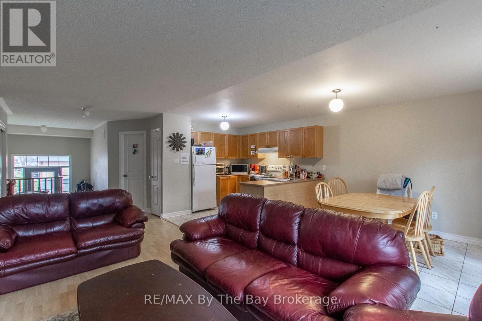 48 Rose Valley Way, Wasaga Beach, Ontario  L9Z 3C4 - Photo 9 - S12022335