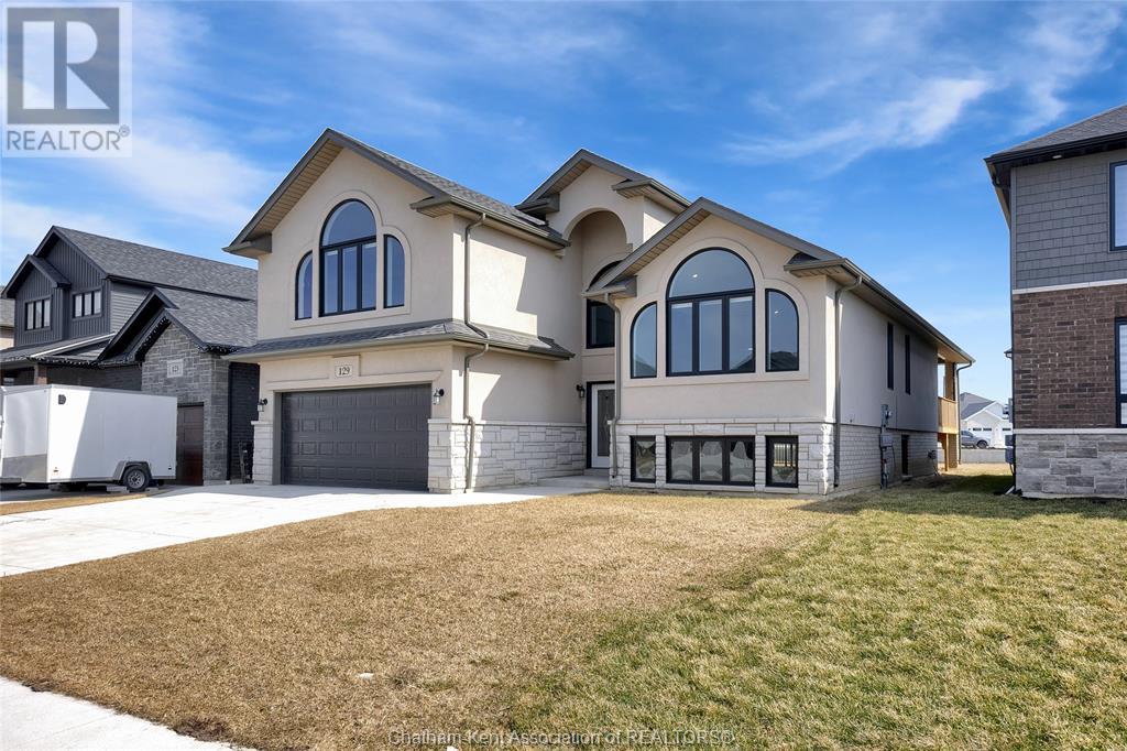 Property at 129 TUSCANY TRAIL image 4