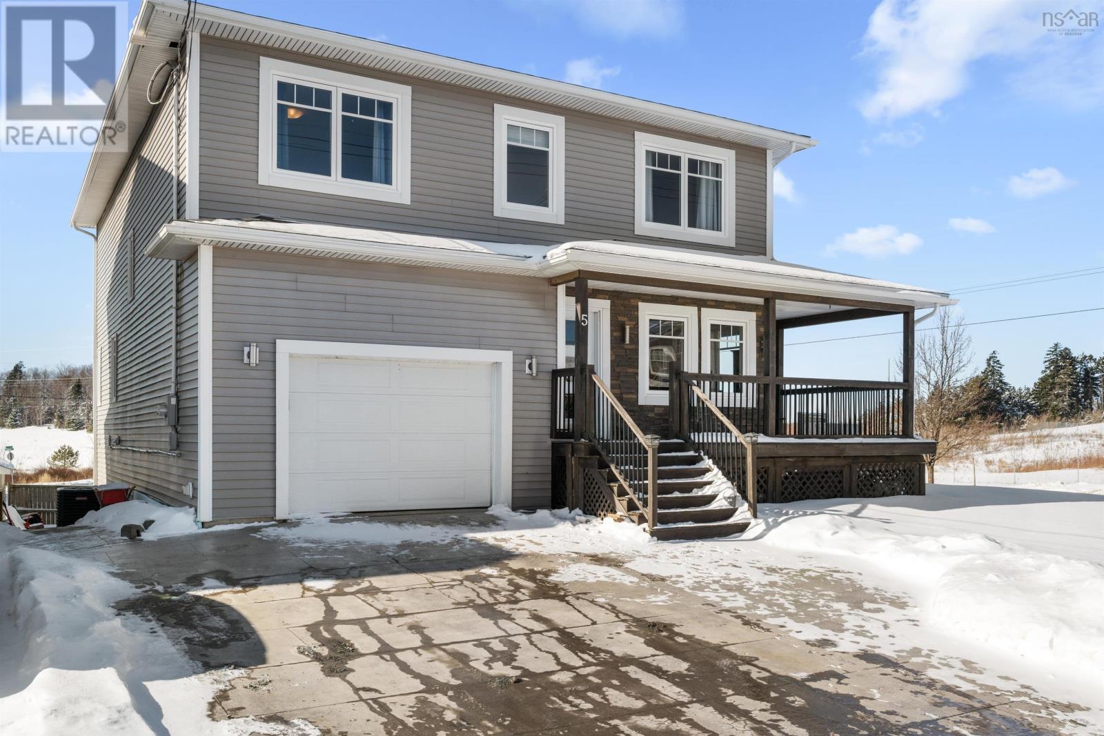 Property at 5 Barnsley Court image 1