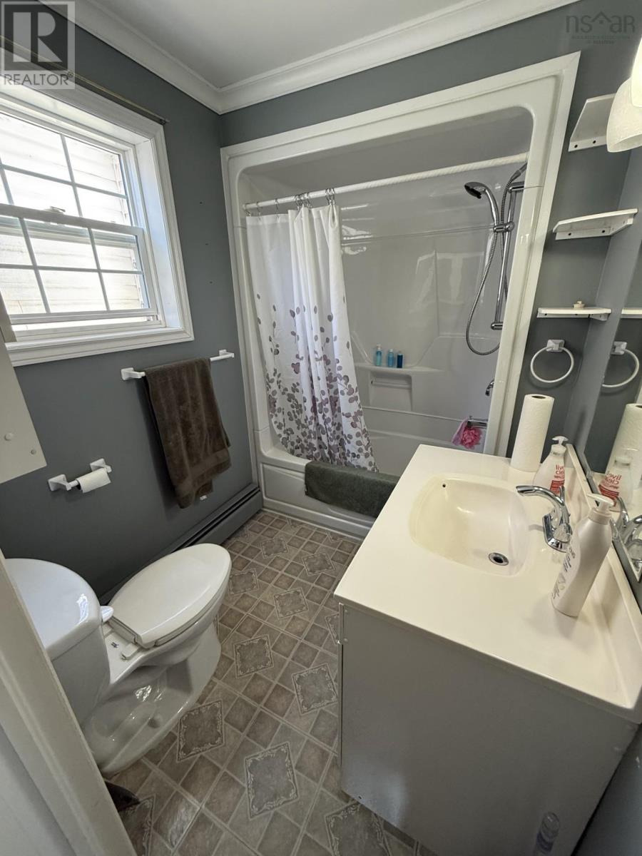 2633 Highway 206 Arichat, N.s., Arichat, Nova Scotia  B0E 1A0 - Photo 17 - 202504978