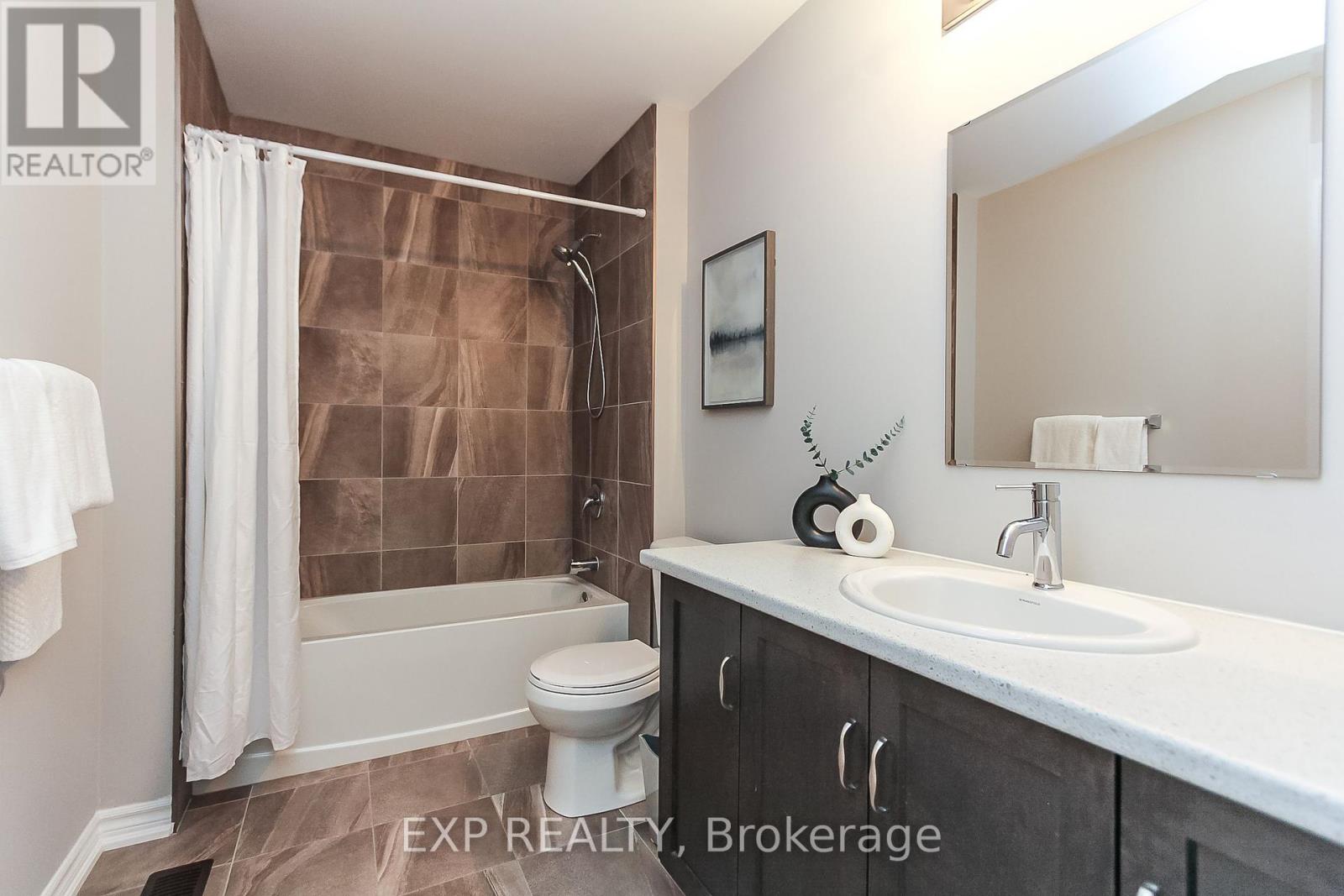 107 Rosie Street, Blue Mountains, Ontario  N0H 1J0 - Photo 24 - X12022375