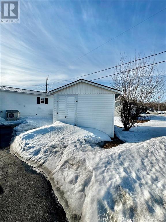 Property at 729 Williston Drive image 3