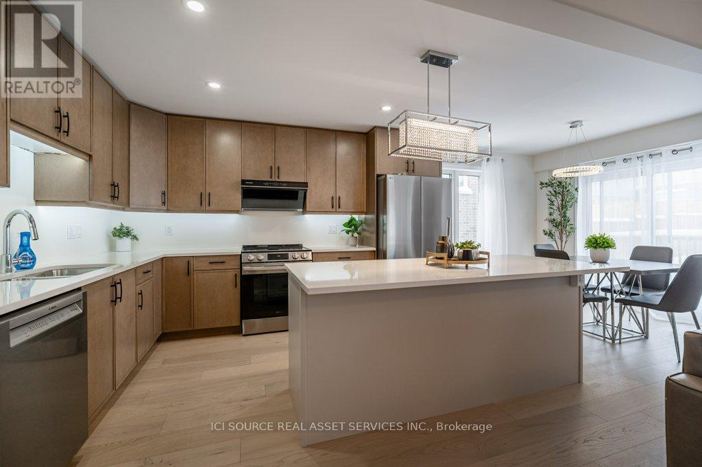 905 Bamford Terrace, Peterborough (Monaghan Ward 2), Ontario  K9K 0H3 - Photo 1 - X12022406