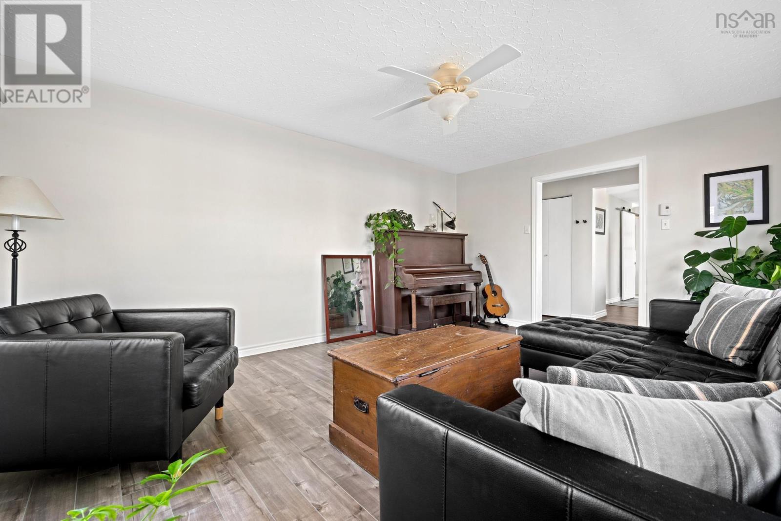 100 Marlboro Drive, Bridgewater, Nova Scotia  B4V 2Y3 - Photo 11 - 202504985