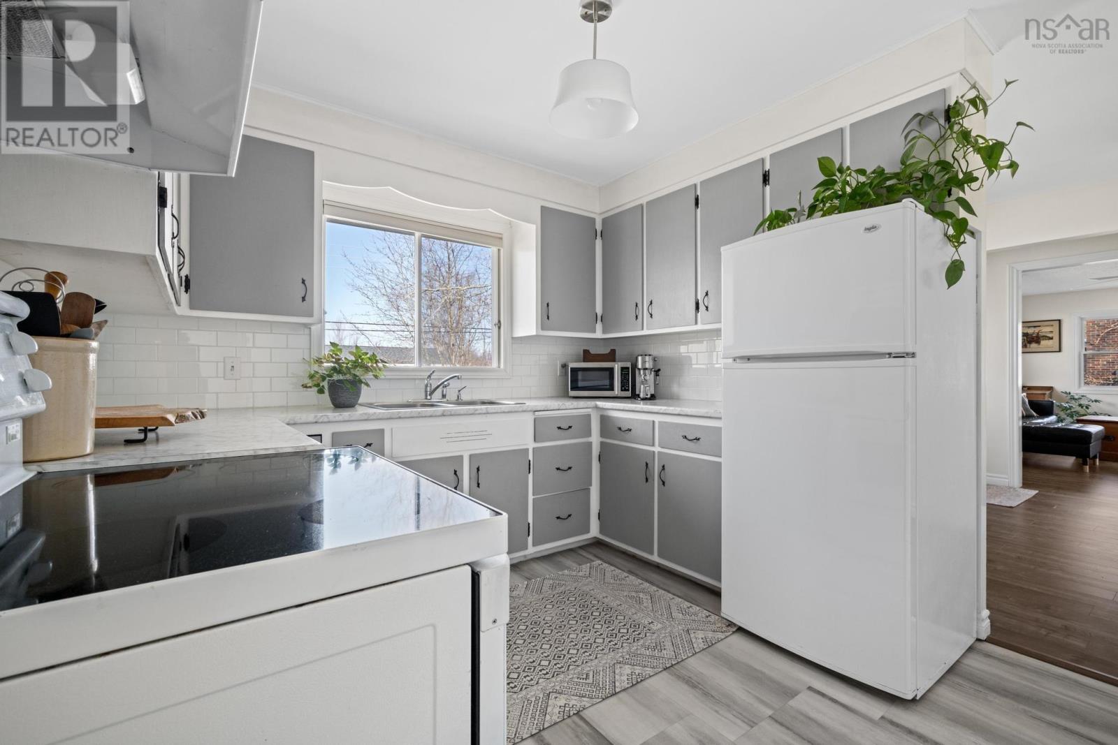 100 Marlboro Drive, Bridgewater, Nova Scotia  B4V 2Y3 - Photo 14 - 202504985