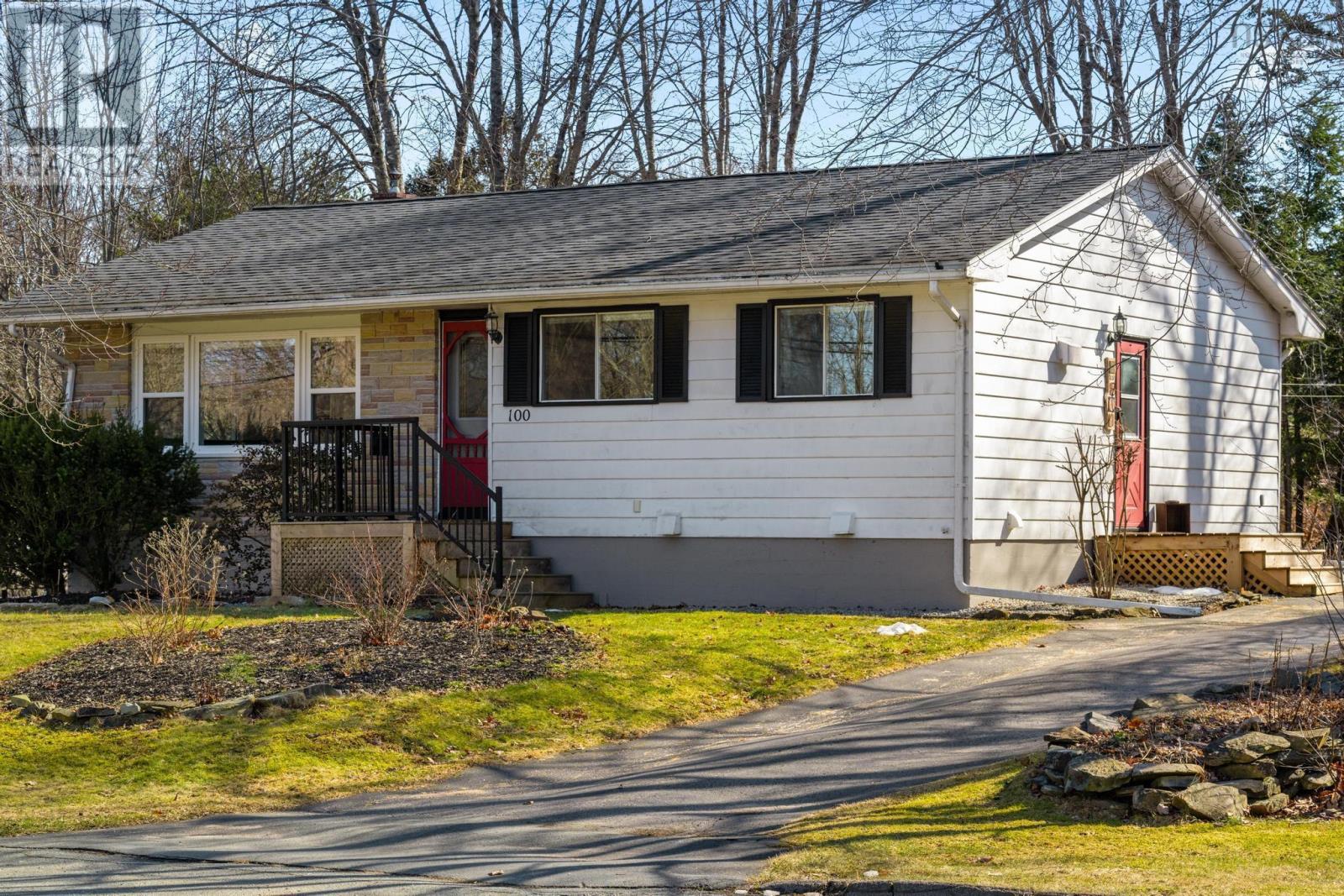 100 Marlboro Drive, Bridgewater, Nova Scotia  B4V 2Y3 - Photo 38 - 202504985