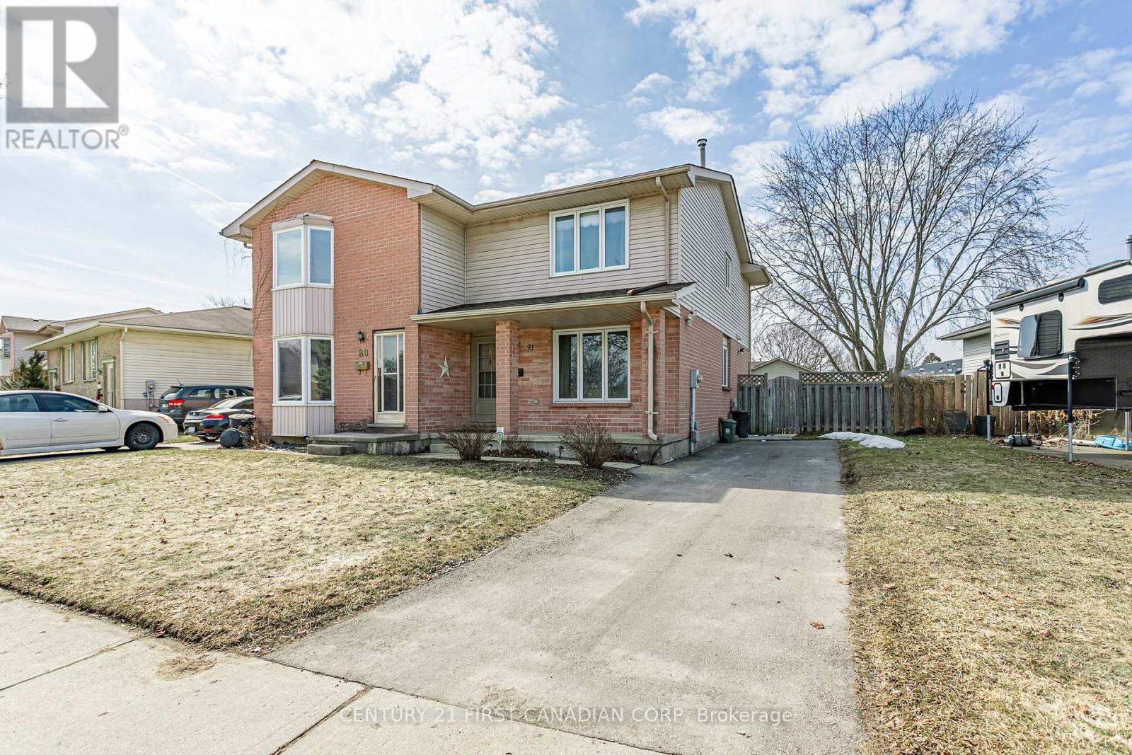 Property at 91 BONAVENTURE DRIVE W image 1