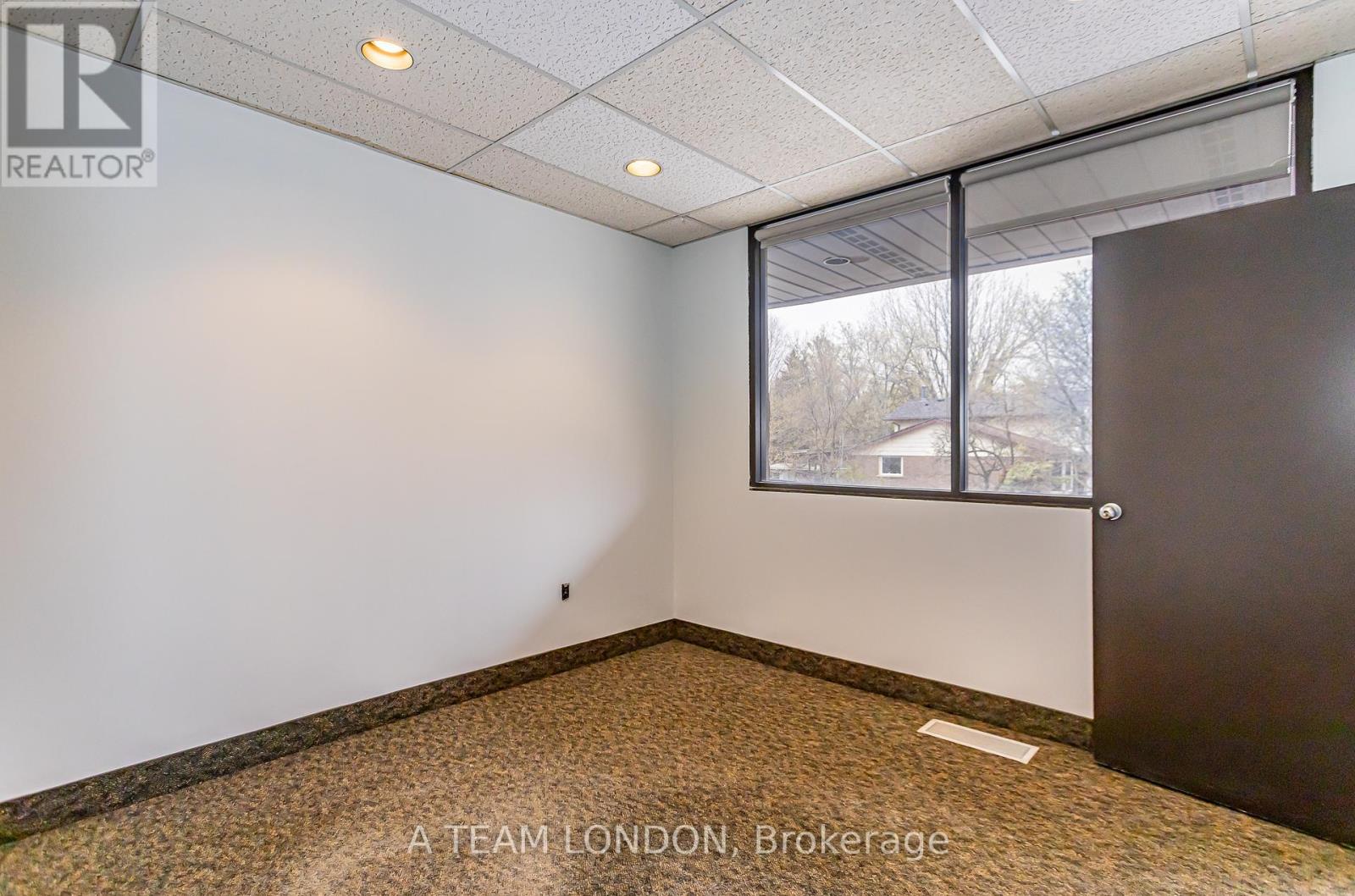 A - 743 Wellington Road, London South, Ontario  N6C 4R5 - Photo 20 - X12022486