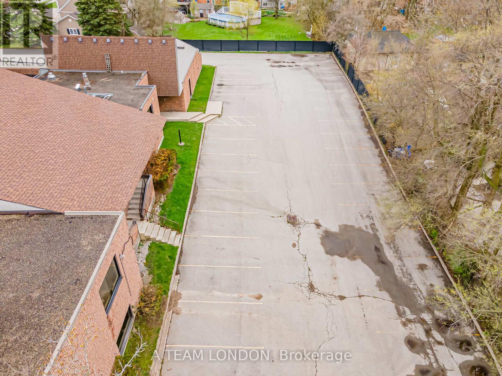 A - 743 Wellington Road, London South, Ontario  N6C 4R5 - Photo 36 - X12022486
