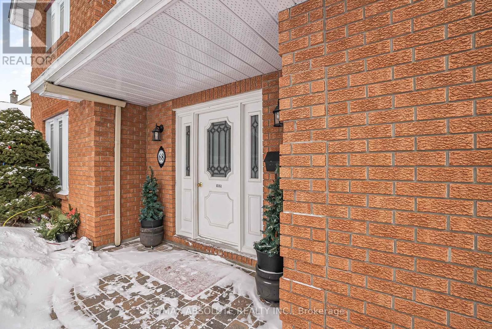Property at 68 ST CLAIRE AVENUE image 2