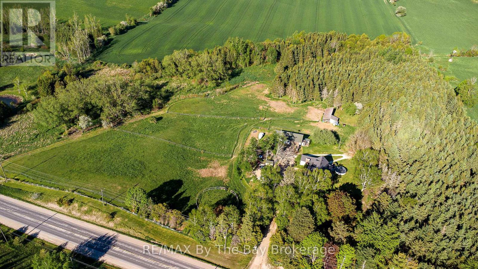 2553 County 42 Road, Clearview, Ontario  L0M 1S0 - Photo 33 - S12022484