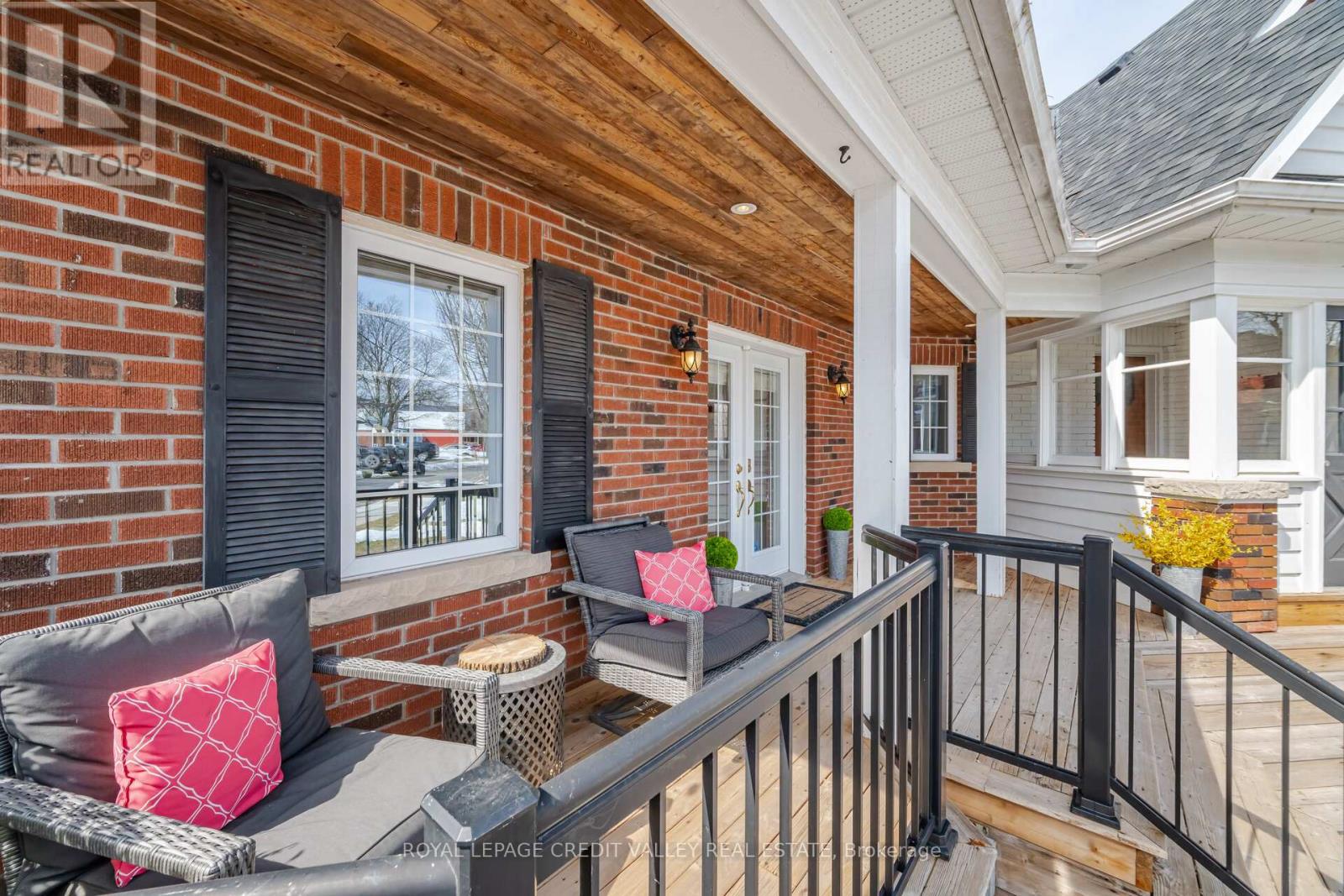 Property at 20 FLEMING AVENUE image 4