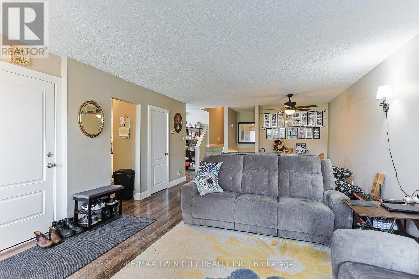 Property at 22 TELFER COURT image 5