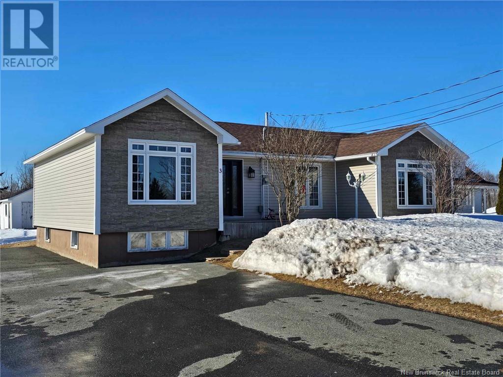 3 Benjamin Est Street, Saint-Pons, New Brunswick  E1X 1Y4 - Photo 1 - NB114053