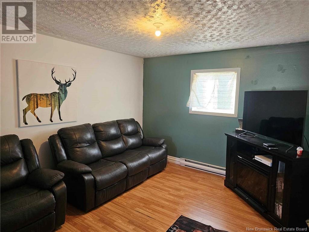 3 Benjamin Est Street, Saint-Pons, New Brunswick  E1X 1Y4 - Photo 5 - NB114053