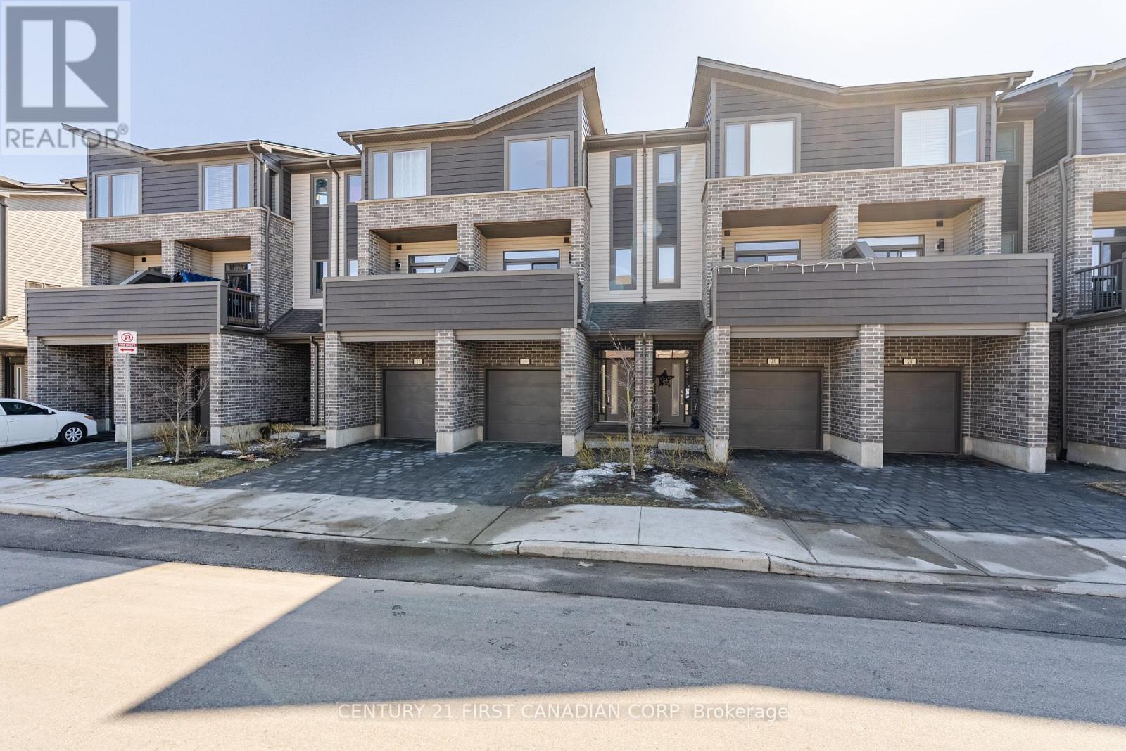 Photo 2 of 38 for 24 - 2070 Meadowgate Boulevard