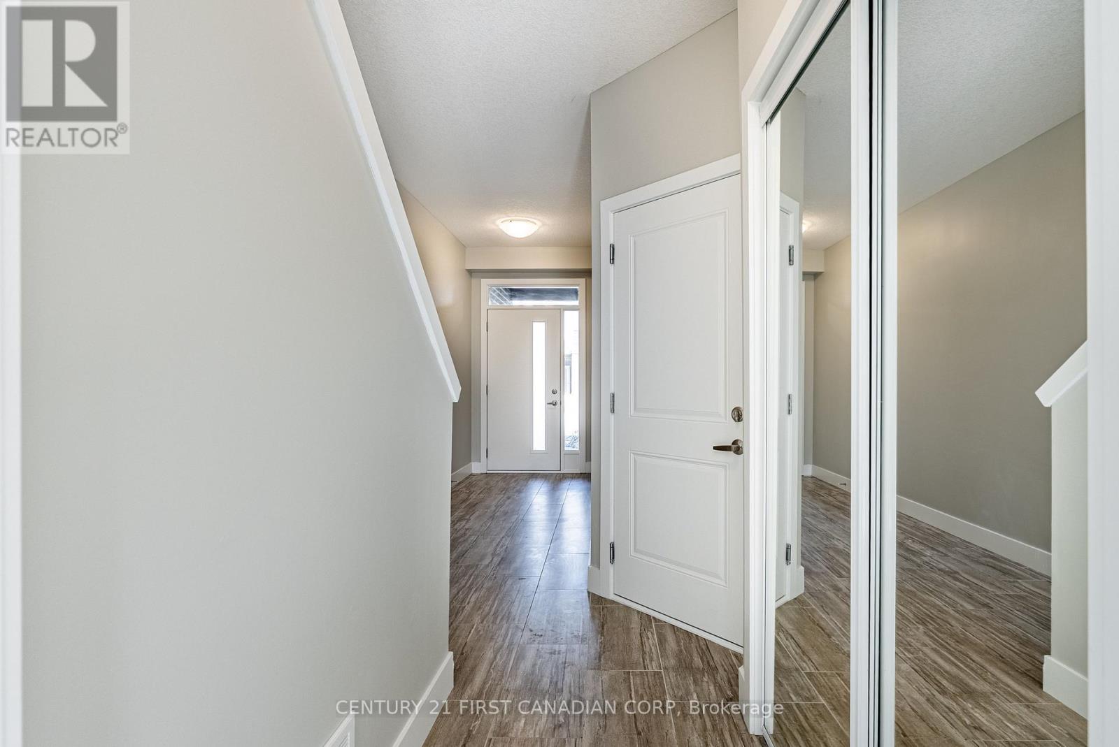 Photo 6 of 38 for 24 - 2070 Meadowgate Boulevard
