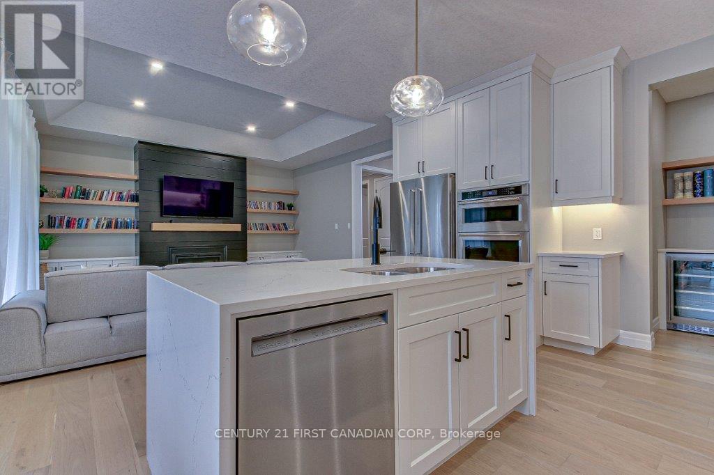 6 Aspen Circle, Thames Centre, Ontario  N0M 2P0 - Photo 12 - X12022567