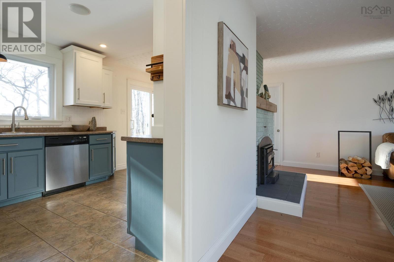 695 Lakeview Avenue, Middle Sackville, Nova Scotia  B4E 3B8 - Photo 13 - 202504995