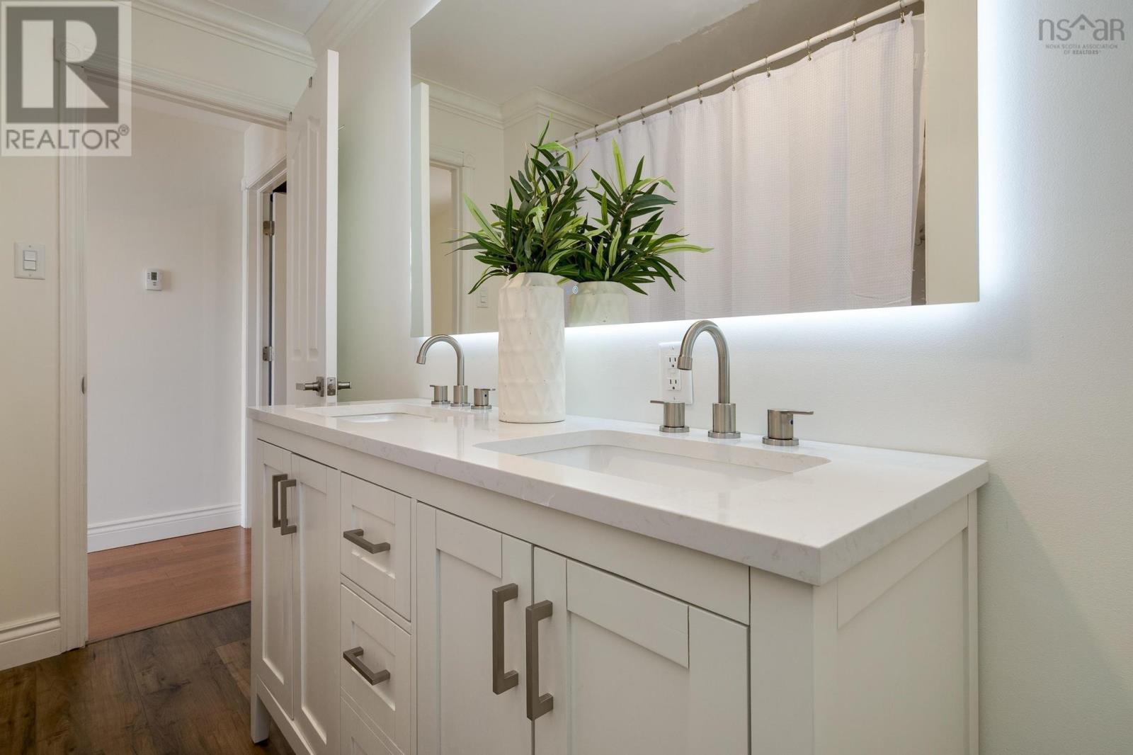 695 Lakeview Avenue, Middle Sackville, Nova Scotia  B4E 3B8 - Photo 19 - 202504995