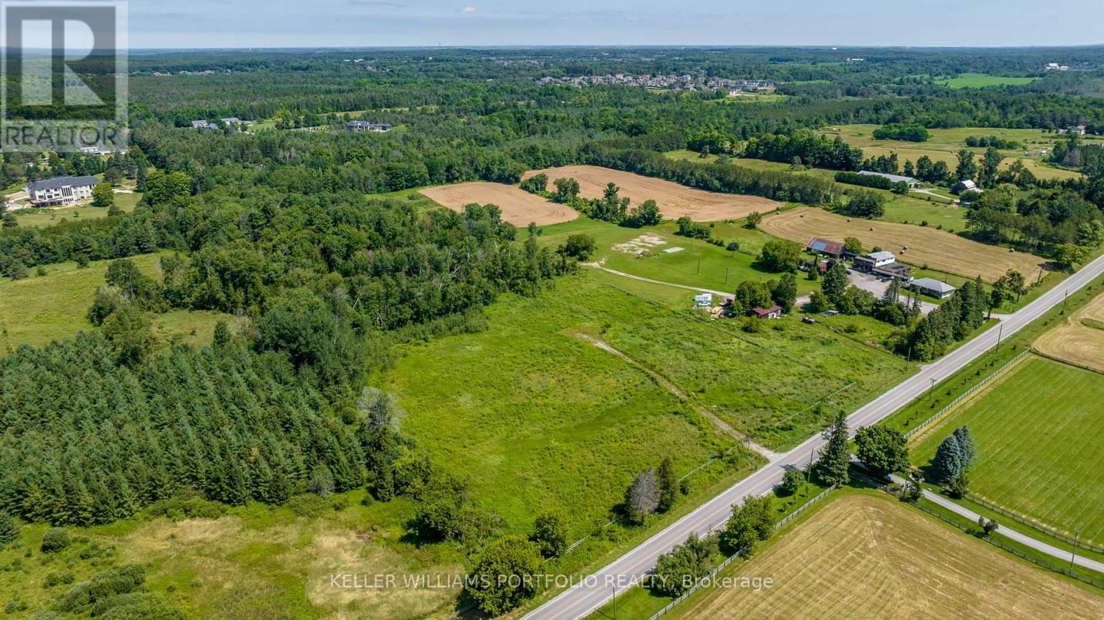 4746 Vandorf Road, Whitchurch-Stouffville, Ontario  L4A 7X5 - Photo 6 - N12022496