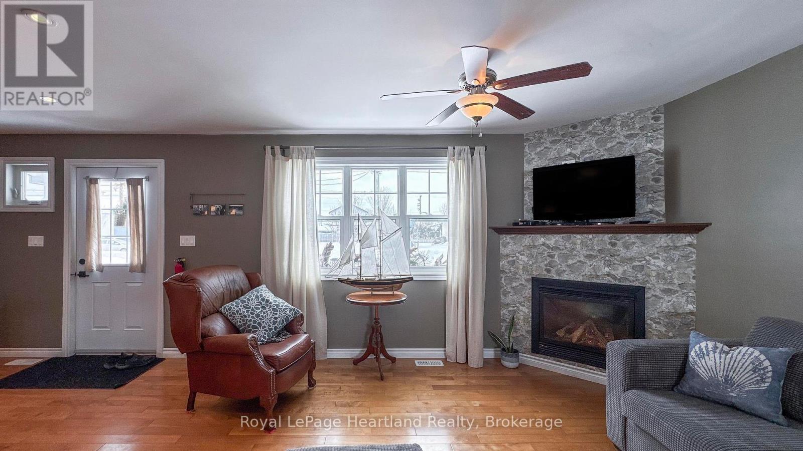 217 Picton Street E, Goderich, Ontario  N7A 1K1 - Photo 11 - X11969016