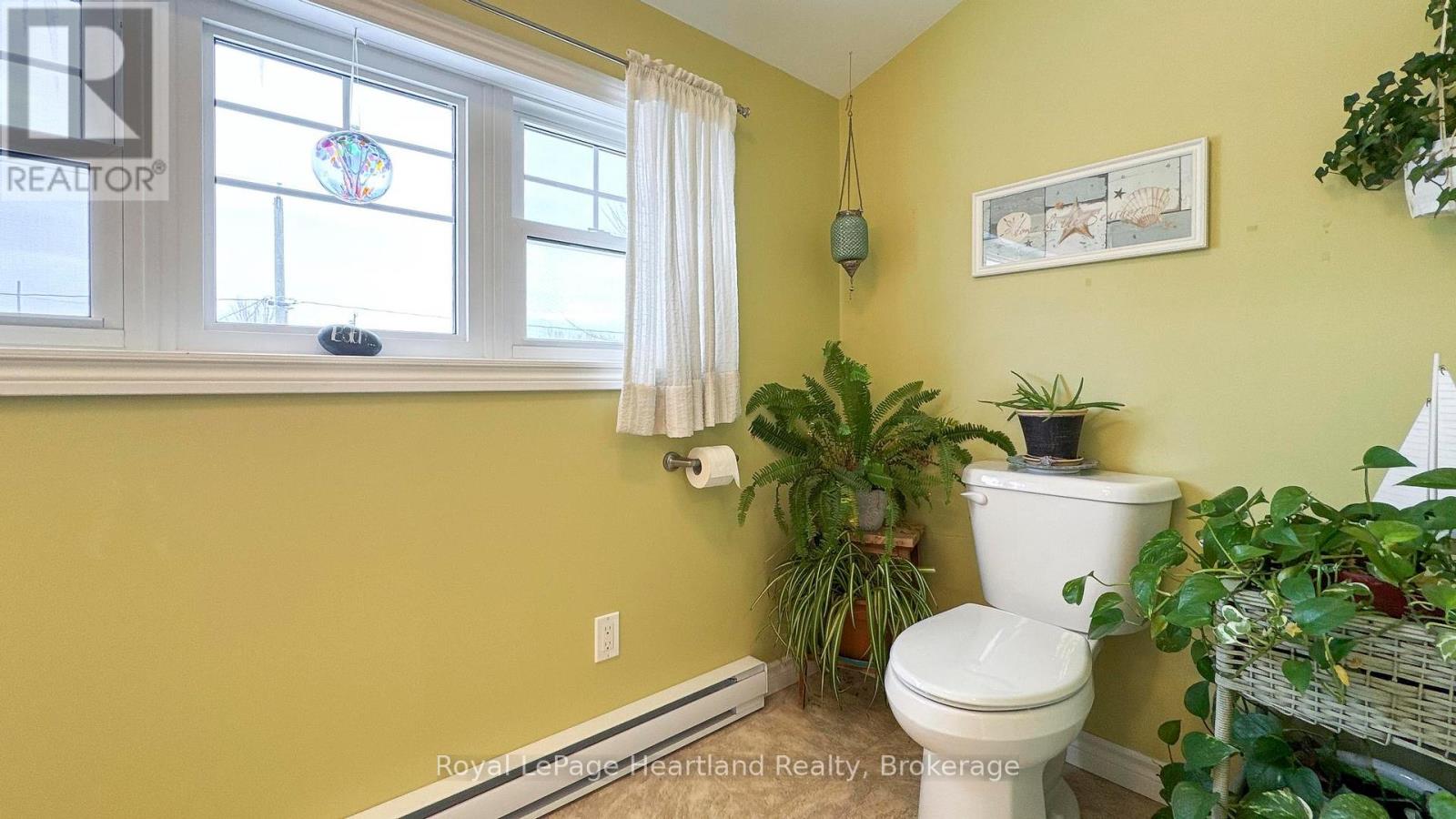 217 Picton Street E, Goderich, Ontario  N7A 1K1 - Photo 24 - X11969016