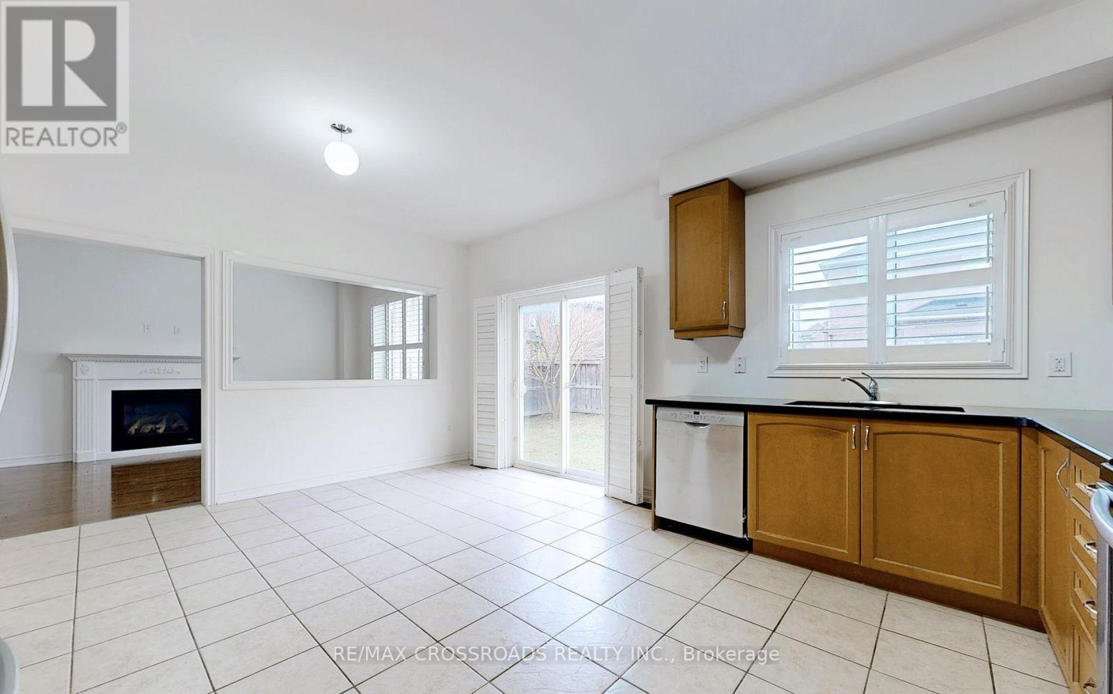 73 Eakin Mill Road, Markham, Ontario  L6E 1N9 - Photo 12 - N12020950