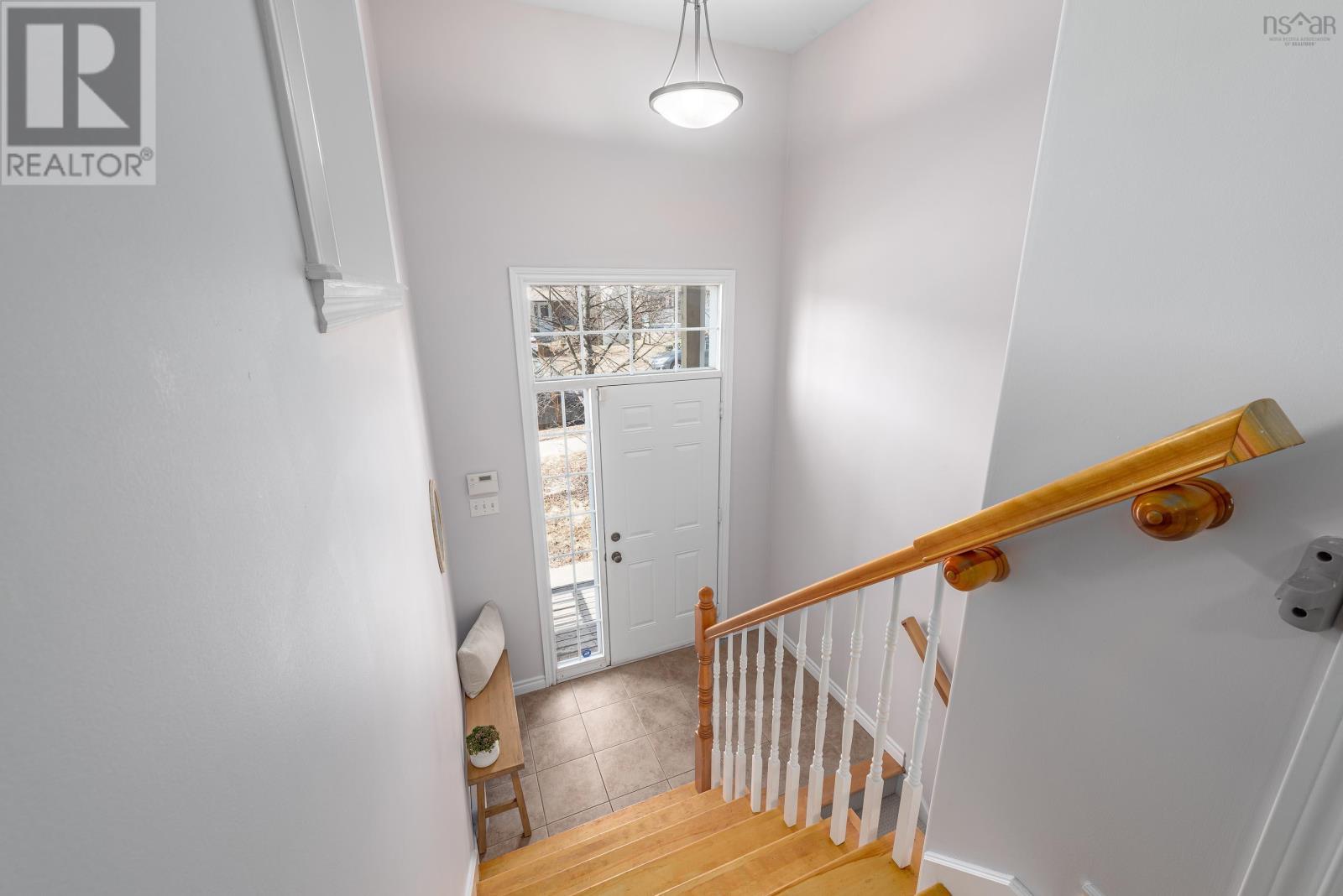 35 Collingwood Court, Dartmouth, Nova Scotia  B2W 0G4 - Photo 4 - 202504998