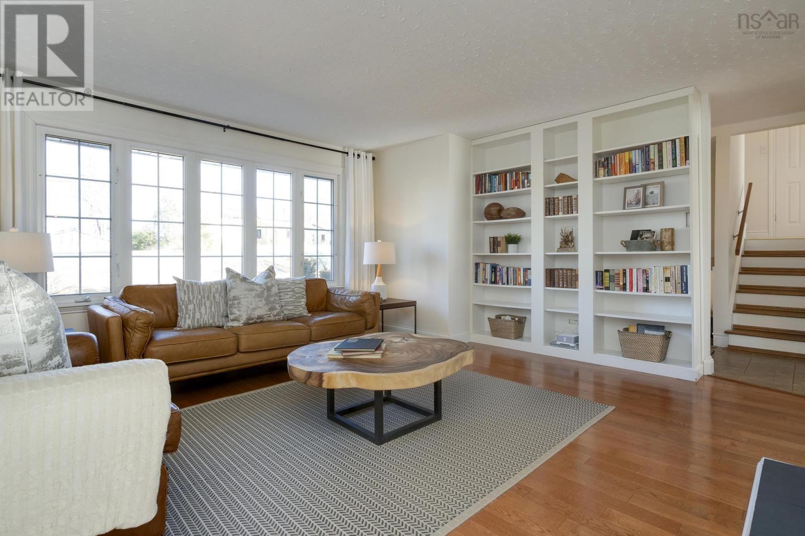 695 Lakeview Avenue, Middle Sackville, Nova Scotia  B4E 3B8 - Photo 5 - 202504995