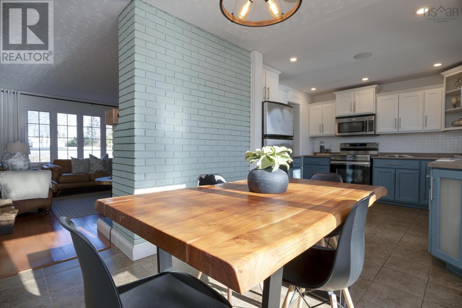 695 Lakeview Avenue, Middle Sackville, Nova Scotia  B4E 3B8 - Photo 8 - 202504995