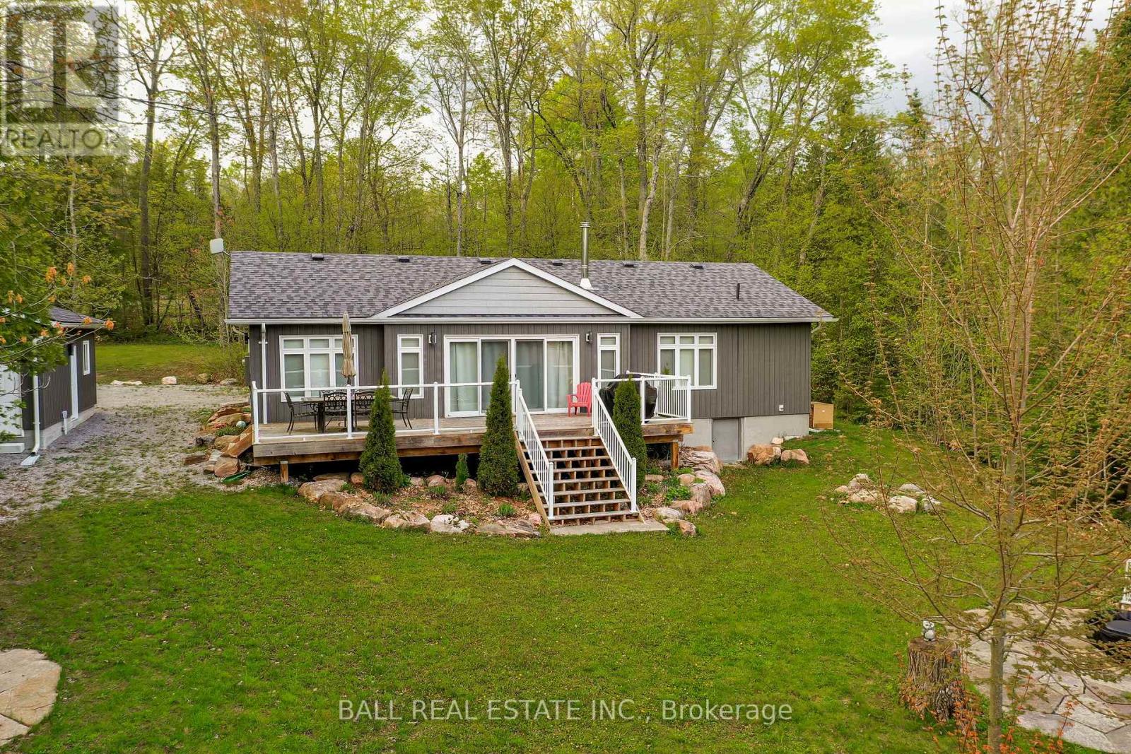 405 Philrick Drive, Trent Lakes, Ontario  K0L 1J0 - Photo 10 - X12022637