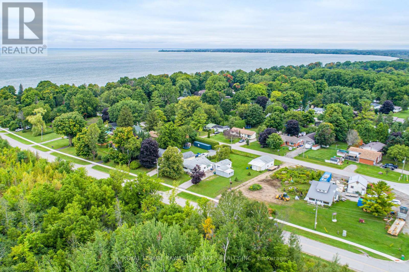 Property at 122 VICTORIA AVENUE image 3