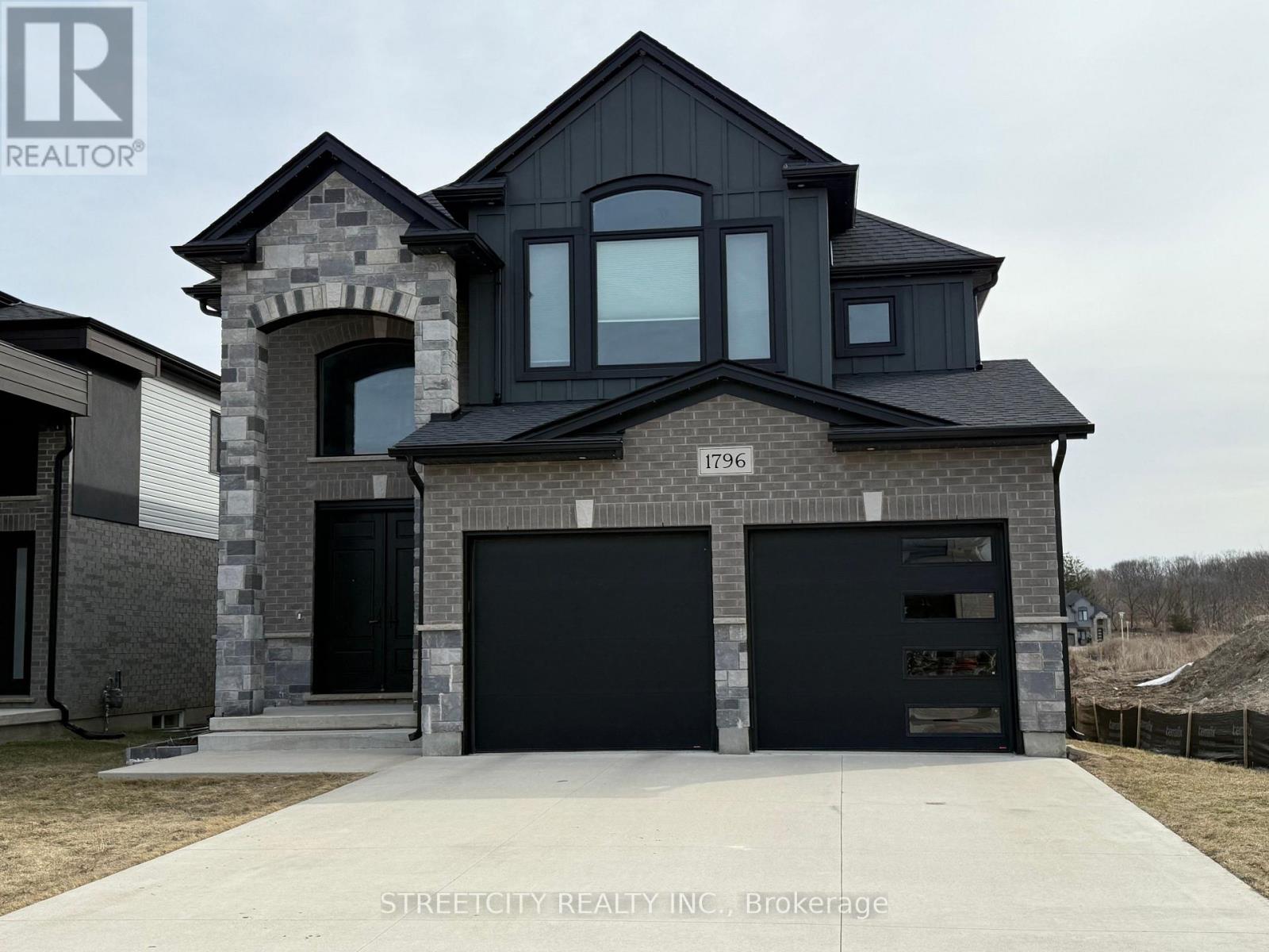 Property at 1796 BRAYFORD AVENUE N image 1