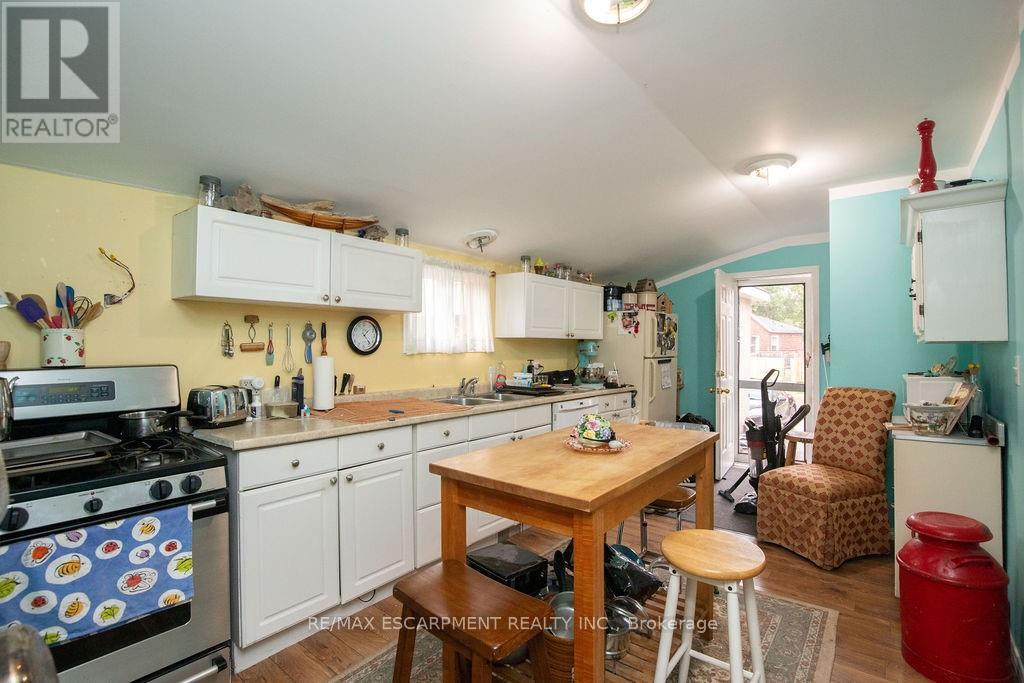 Property at 24 DUKE STREET image 4