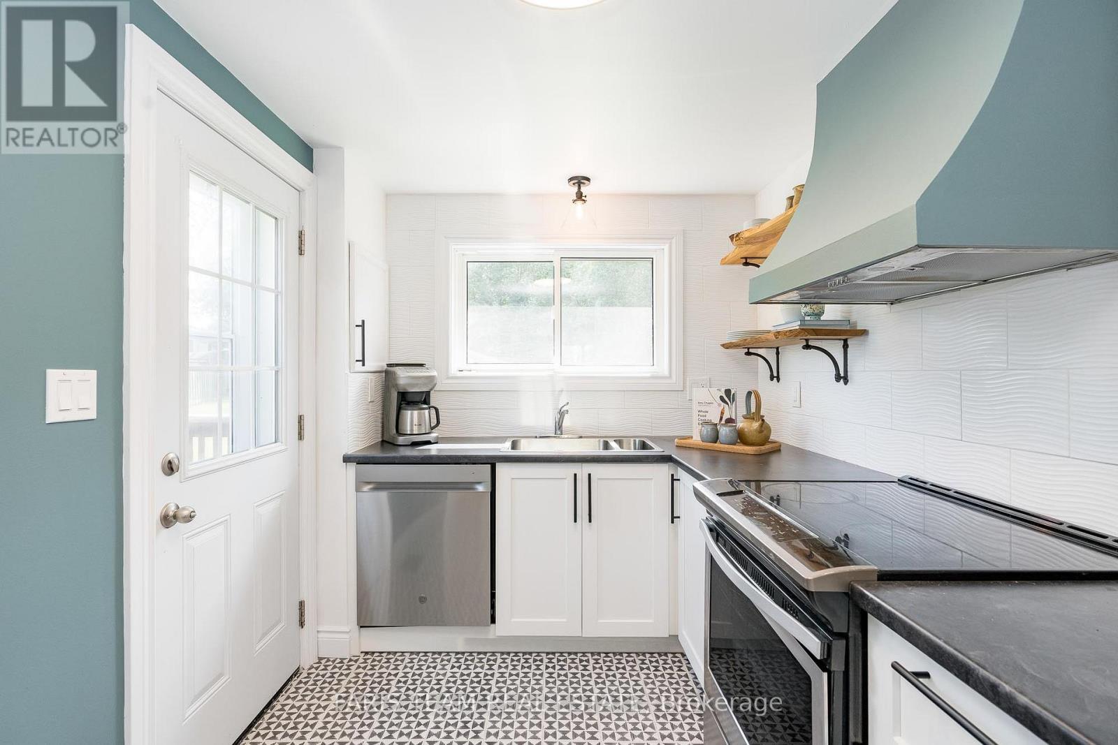 Property at 543 OLEARY LANE image 4
