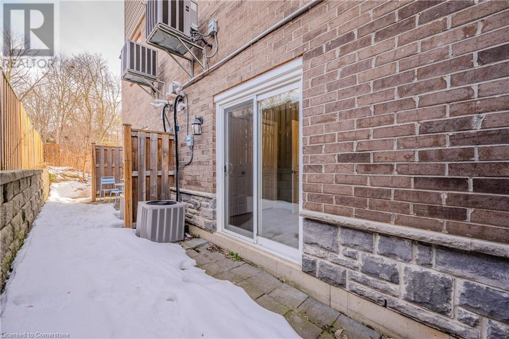 122 Courtland Avenue E Unit# 11, Kitchener, Ontario  N2G 0B8 - Photo 16 - 40706467