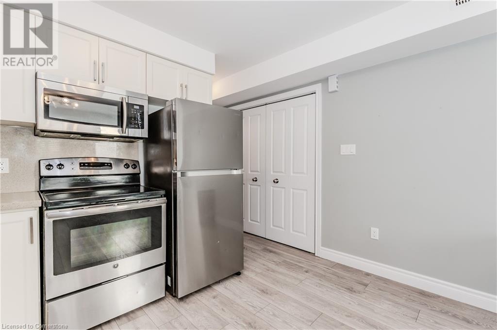 122 Courtland Avenue E Unit# 11, Kitchener, Ontario  N2G 0B8 - Photo 9 - 40706467